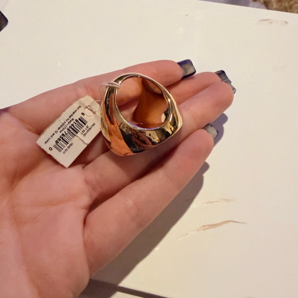 Michael Kors Gold and Black Ring - Picture 3 of 4